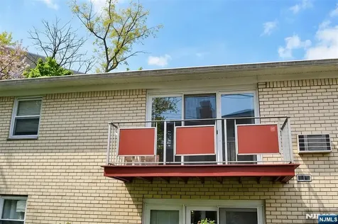 380 Hoover Avenue Bloomfield NJ 07003