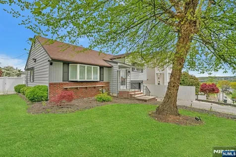 240 Gordon Avenue Totowa NJ 07512