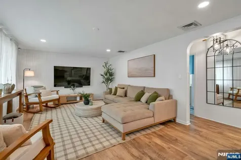 240 Gordon Avenue Totowa NJ 07512