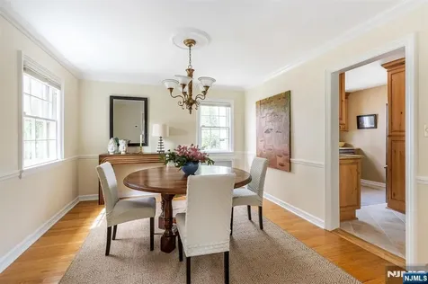 52 Sommer Avenue Glen Ridge NJ 07028