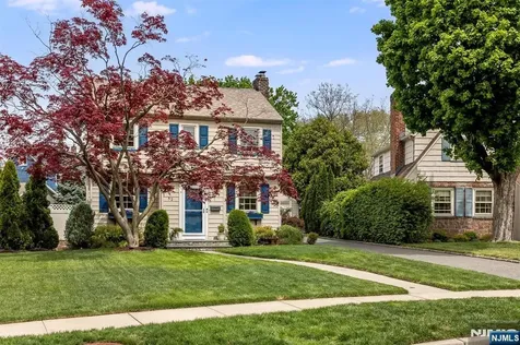 52 Sommer Avenue Glen Ridge NJ 07028