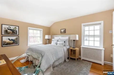 52 Sommer Avenue Glen Ridge NJ 07028