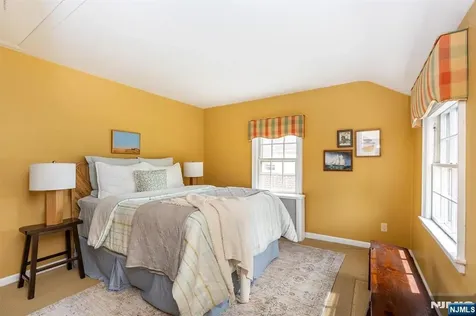 52 Sommer Avenue Glen Ridge NJ 07028