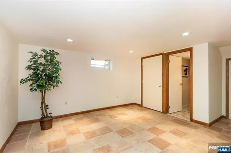 52 Sommer Avenue Glen Ridge NJ 07028