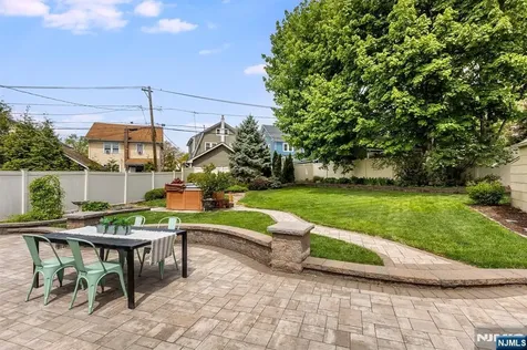 52 Sommer Avenue Glen Ridge NJ 07028