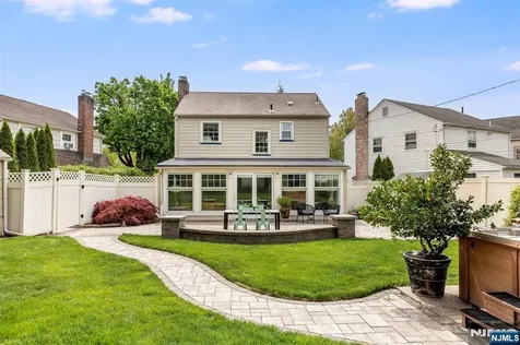 52 Sommer Avenue Glen Ridge NJ 07028