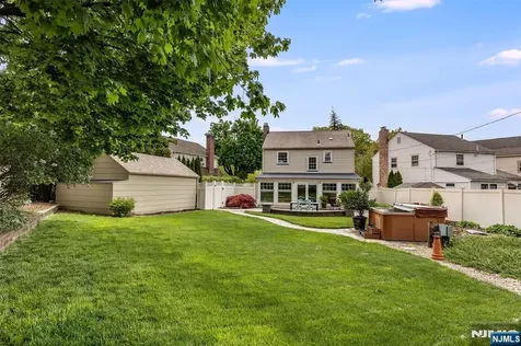 52 Sommer Avenue Glen Ridge NJ 07028