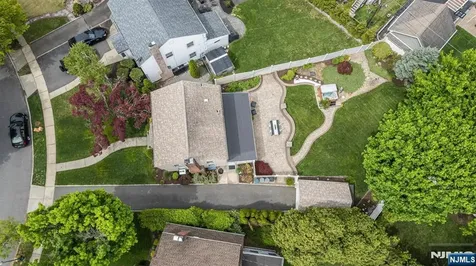52 Sommer Avenue Glen Ridge NJ 07028