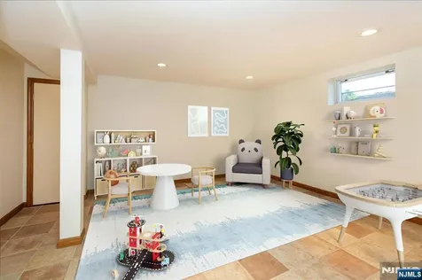 52 Sommer Avenue Glen Ridge NJ 07028