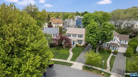 52 Sommer Avenue Glen Ridge NJ 07028