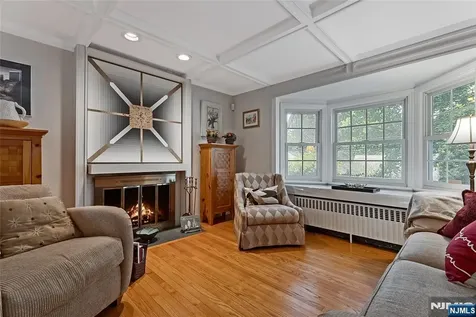 593 Ridgeland Terrace Englewood NJ 07631