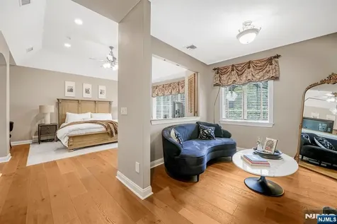 9 Pennbrook Court Montville Township NJ 07005