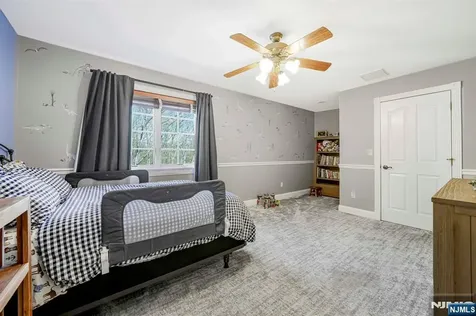 9 Pennbrook Court Montville Township NJ 07005