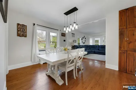 172 Yawpo Oakland NJ 07436