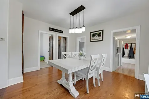 172 Yawpo Oakland NJ 07436