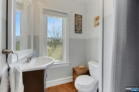 172 Yawpo Oakland NJ 07436
