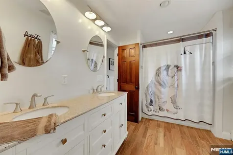 172 Yawpo Oakland NJ 07436