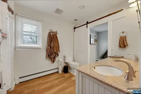 172 Yawpo Oakland NJ 07436