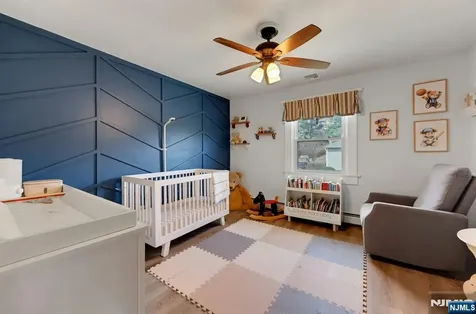 172 Yawpo Oakland NJ 07436