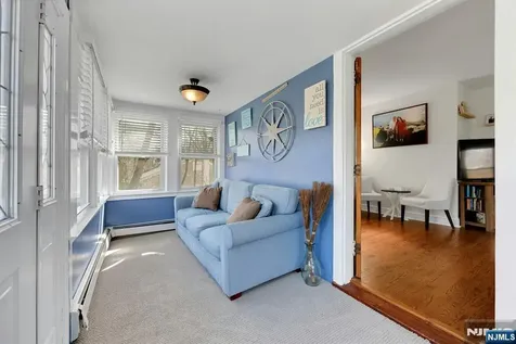 172 Yawpo Oakland NJ 07436
