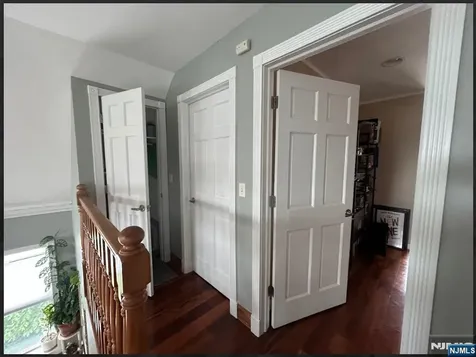 25 James Street Lodi NJ 07644