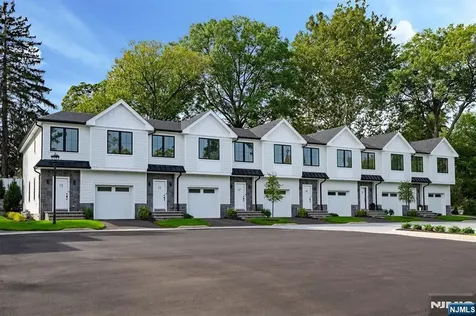 9 Fey Place Oradell NJ 07649