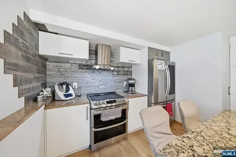 6 Whitten Place Denville Township NJ 07834