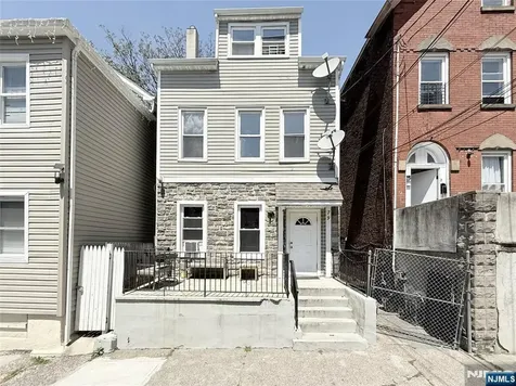 79 Godwin Avenue Paterson NJ 07501