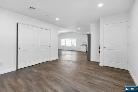 4 Rossi Court South Hackensack NJ 07606