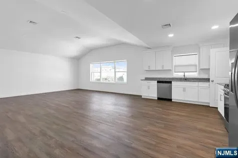 4 Rossi Court South Hackensack NJ 07606