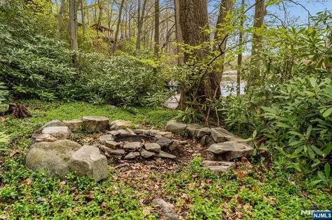 351 Lakeshore Drive Vernon NJ 07422