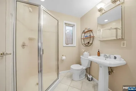 30 Oakley Way Wayne NJ 07470