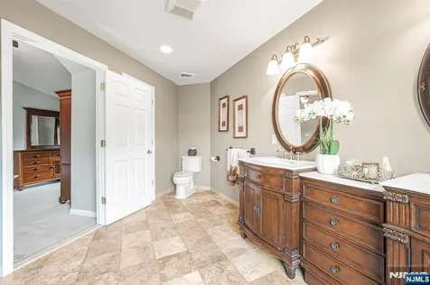 30 Oakley Way Wayne NJ 07470