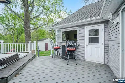 30 Oakley Way Wayne NJ 07470