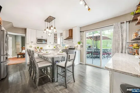 30 Oakley Way Wayne NJ 07470