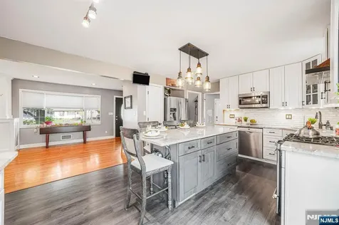 30 Oakley Way Wayne NJ 07470