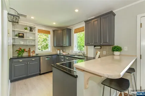 19 Carolin Road Montclair NJ 07043