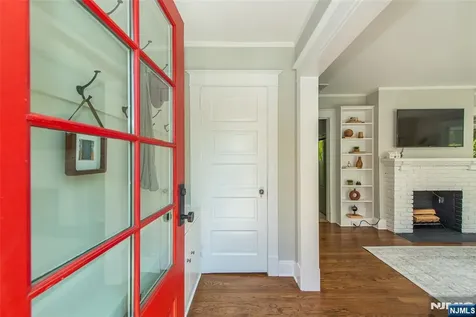 19 Carolin Road Montclair NJ 07043