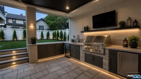 1077 Abbott Boulevard Fort Lee NJ 07024