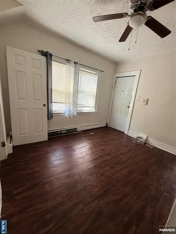 180 Shephard Avenue Newark NJ 07112