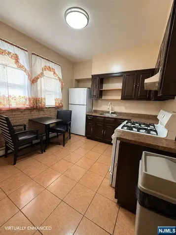 180 Shephard Avenue Newark NJ 07112