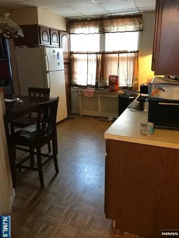 95 Mckinley Avenue Lodi NJ 07644