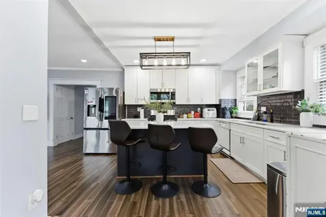 105 Daniel Avenue Rutherford NJ 07070