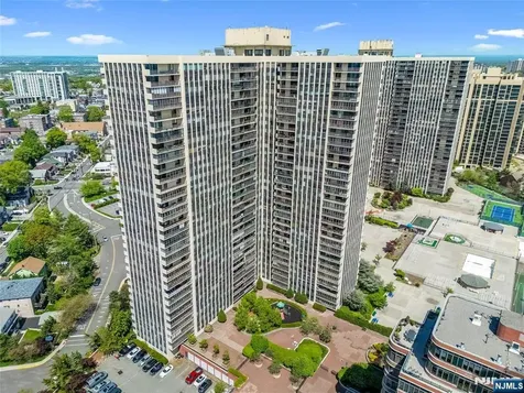 200 Winston Cliffside Park NJ 07010