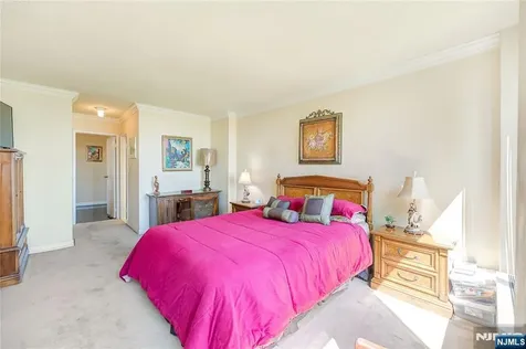 200 Winston Cliffside Park NJ 07010