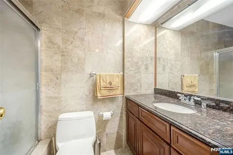200 Winston Cliffside Park NJ 07010