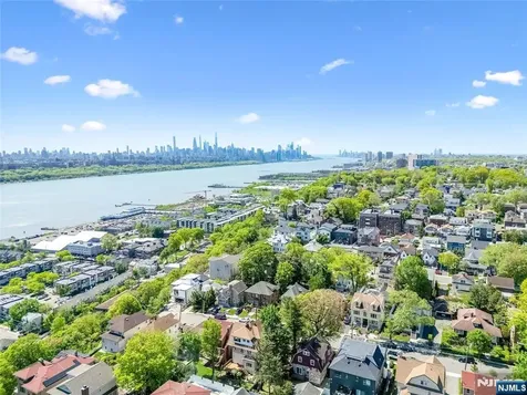 200 Winston Cliffside Park NJ 07010