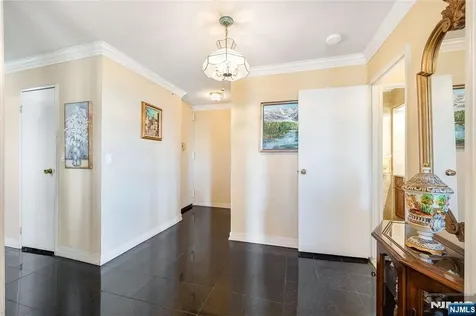 200 Winston Cliffside Park NJ 07010