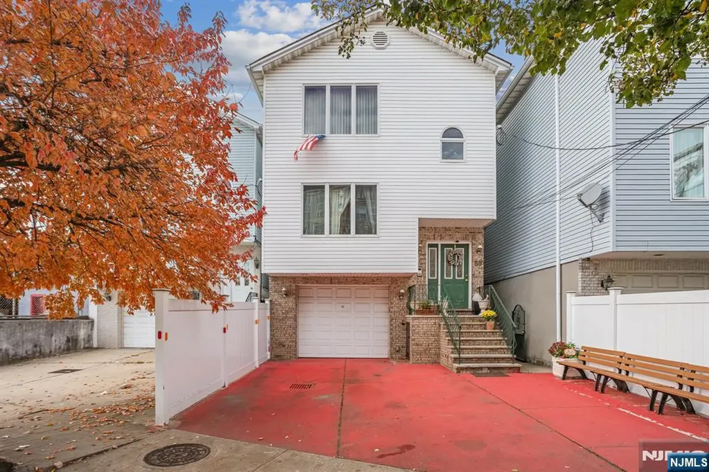 59 Polk Street Newark NJ 07105