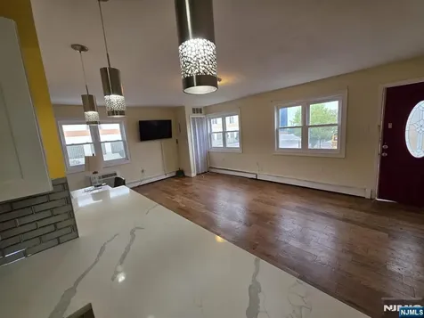 583 Main Paterson NJ 07503